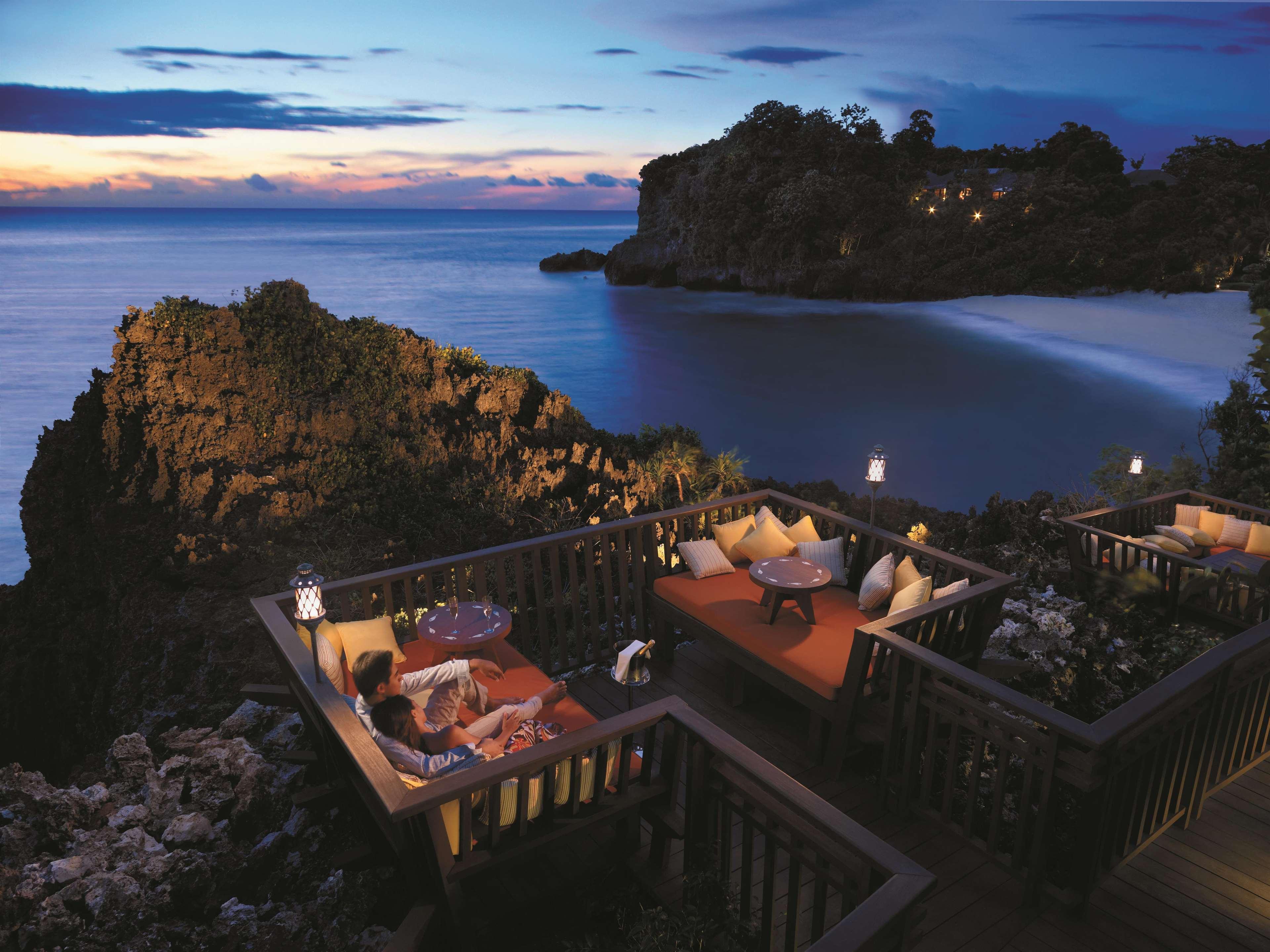 Shangri-La Boracay Extérieur photo View from the Rock Bar