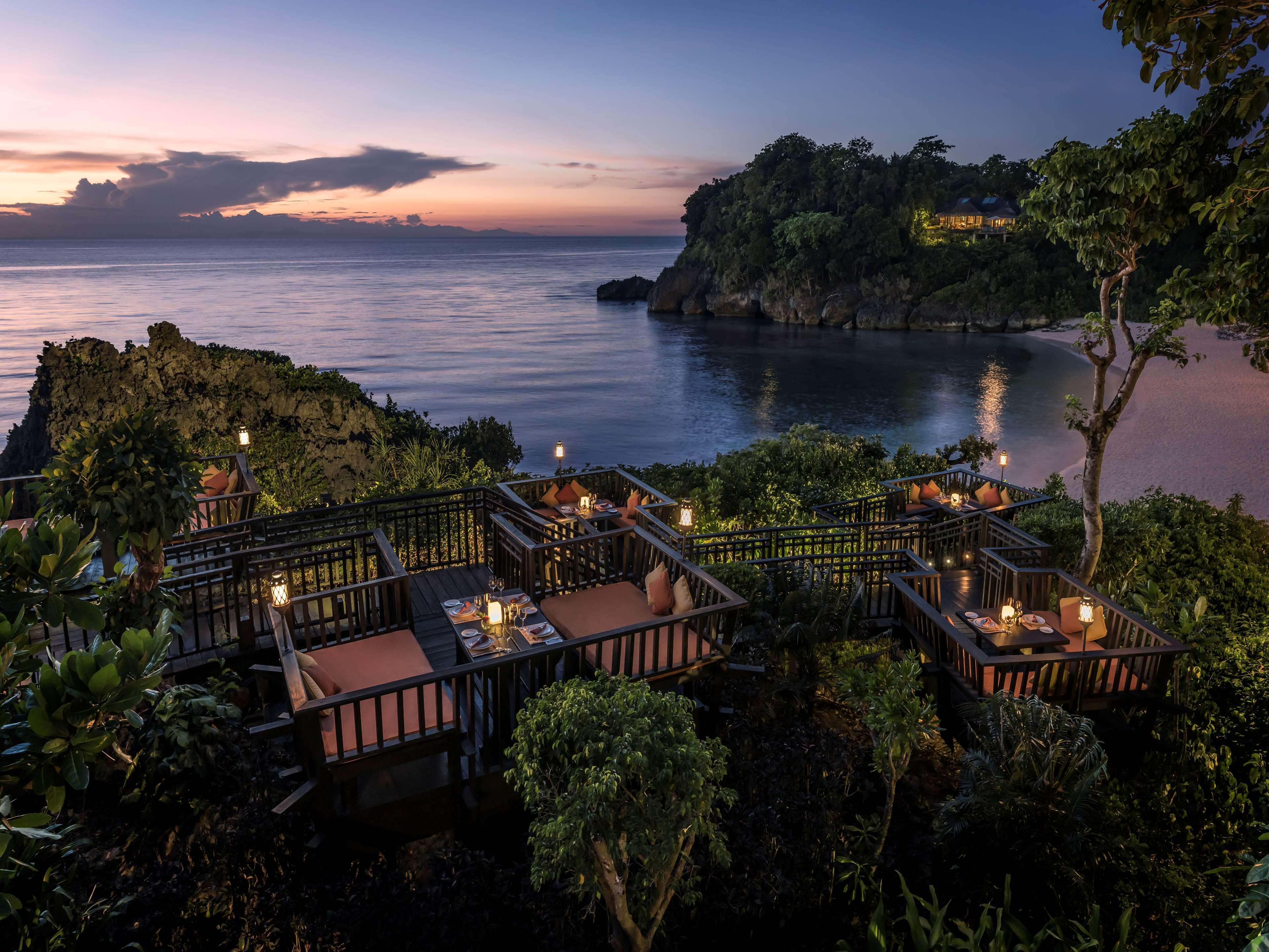 Shangri-La Boracay Extérieur photo The Rock Bar at Hard Rock Hotel